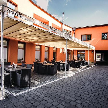 Hotel U Kostela Modrice Ngoại thất bức ảnh