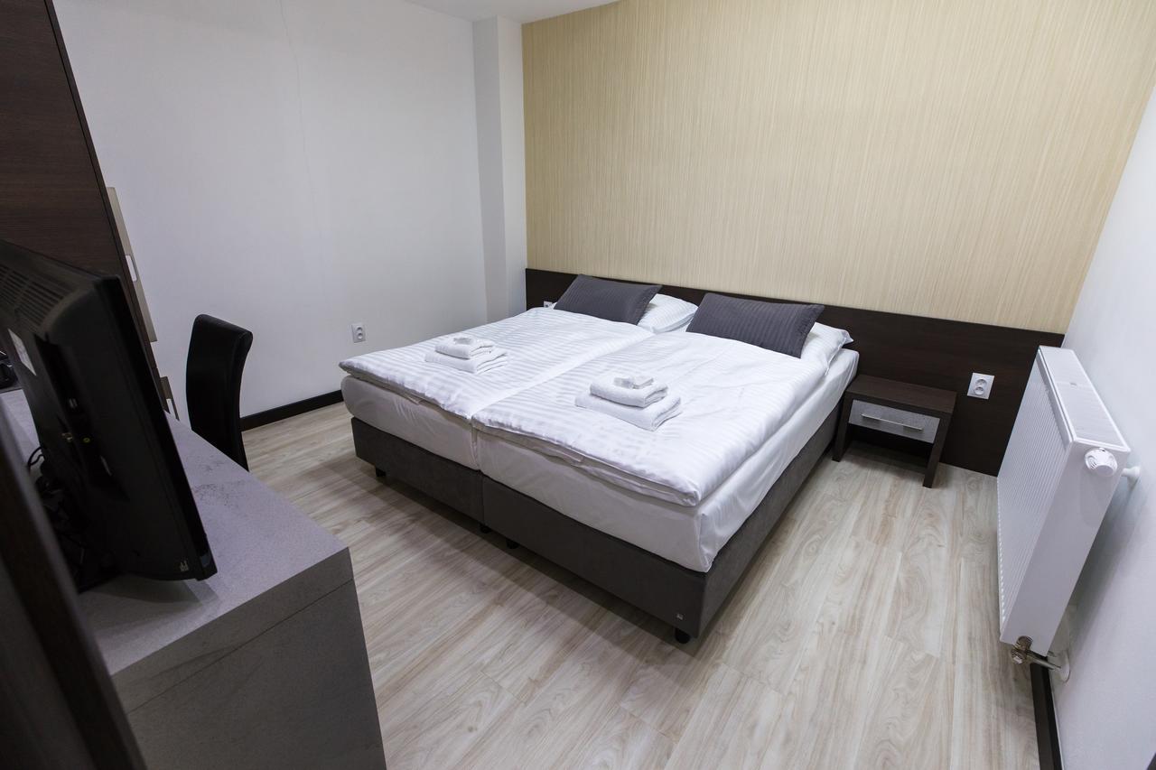 Hotel U Kostela Modrice Ngoại thất bức ảnh